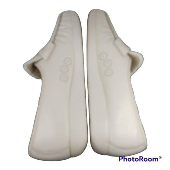 SAS Womens Classic White Slip On Loafer Size 11 - Picture 6 of 8